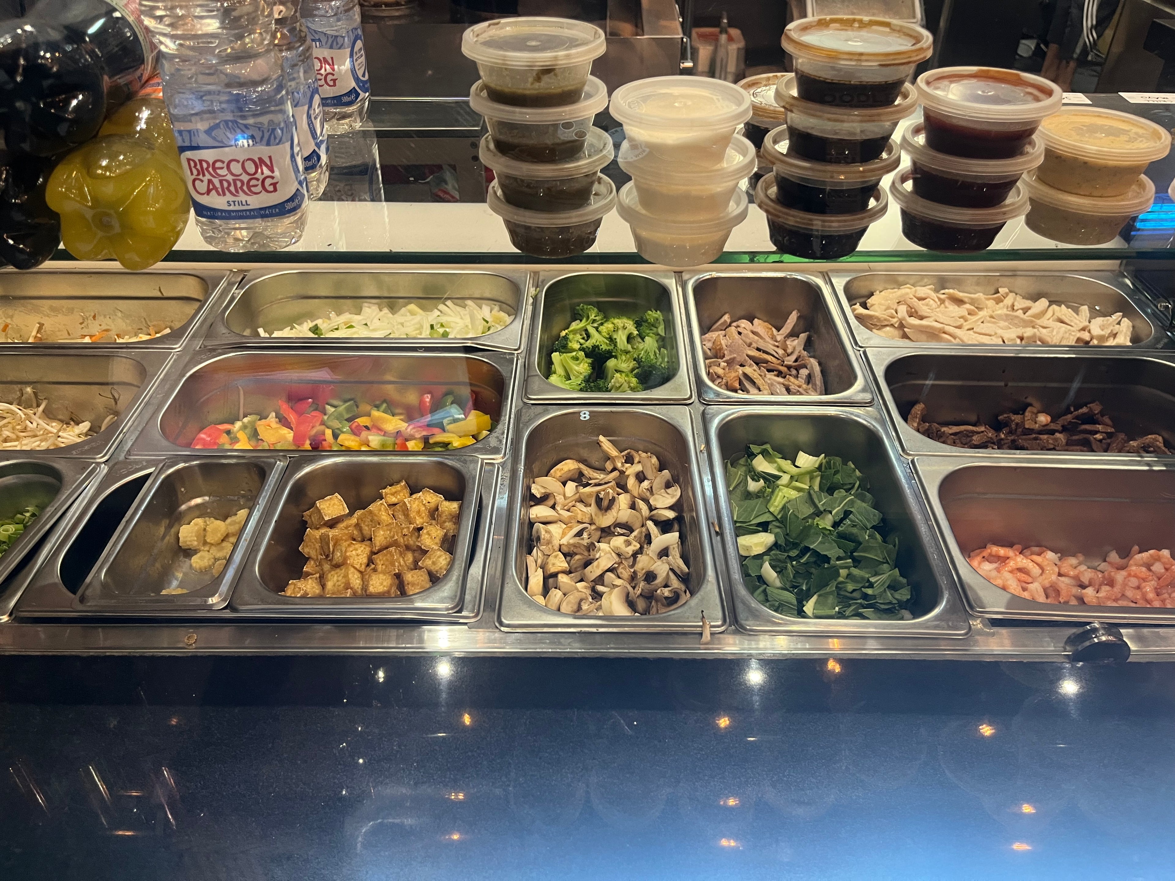 Noodle bar